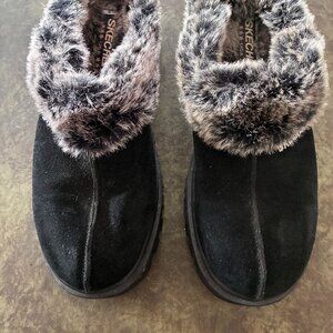 SKECHERS Bobs Shindigs Fortress Faux Fur Women's Slippers, Black, Size 9